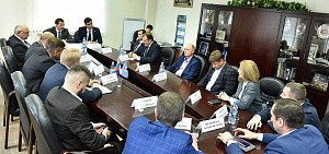 И.о. мэра Ярославля встретился с депутатами муниципалитета