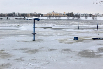 В волге подняли уровень воды в