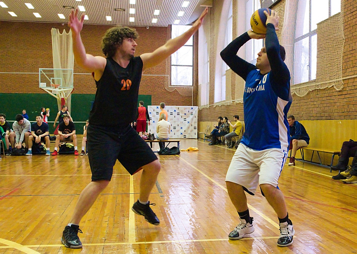 Лига золотого кольца. Лига золотого кольца баскетбол Ярославль. Юнибаскет Ярославль баскетбол. Соревнования по баскетболу в Ярославле 2009-2010.