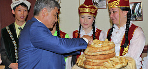Из Кыргызстана - "без галстуков"