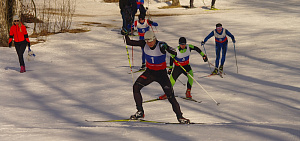 Под Ярославлем прошел лыжный спринт в гору