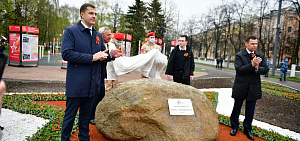 На месте будущей стелы «Ярославль – Город трудовой доблести» установили камень