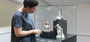 В Ярославле заработали музеи. Первой открылась выставка «Флакон»